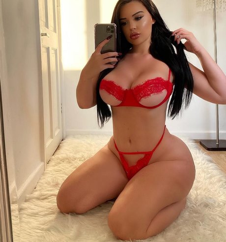 Elizabeth Georgina onlyfans nudes