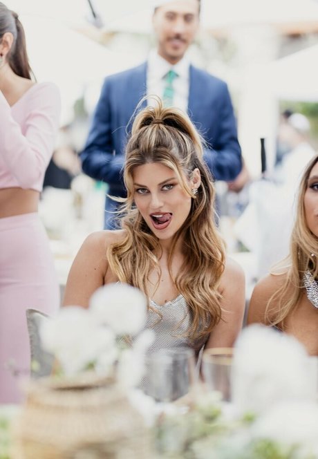 Hannah Stocking onlyfans x