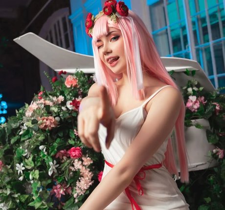 nude teacher onlyfans porno depiction