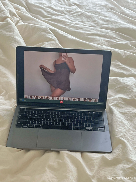 Julia Kelly onlyfans porn