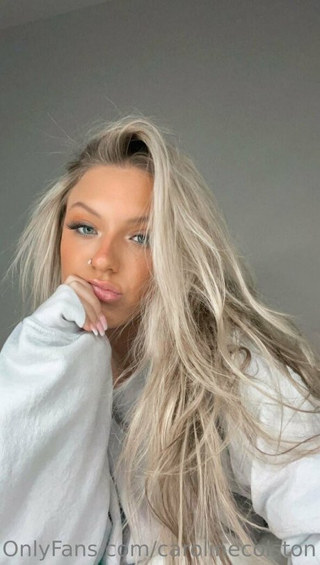 carolinecolston Profile pic