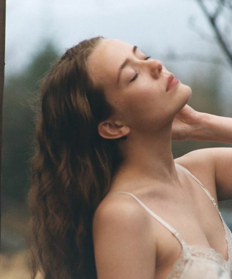 Berta Andrea Sndal onlyfans nude porn