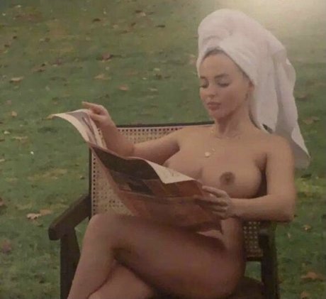 Luna Stevens Profile pic