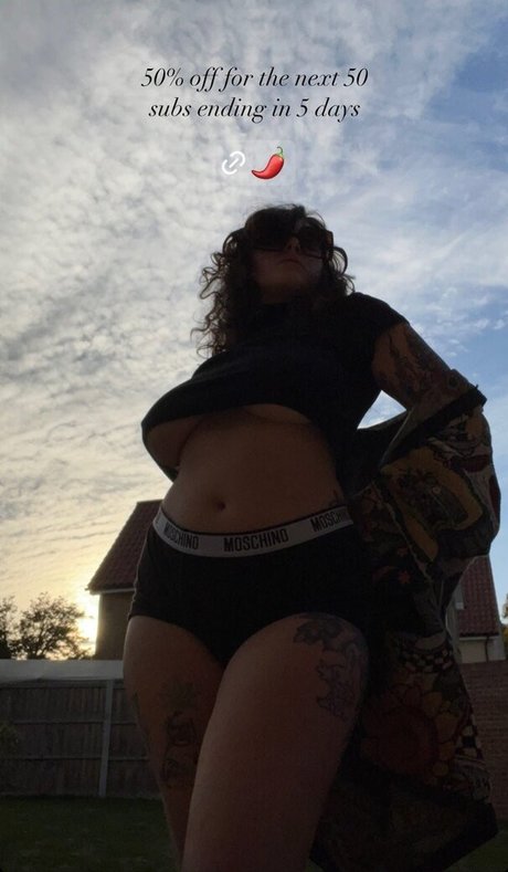 Sophoulla onlyfans sexy