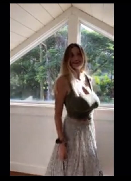 Isabella Abell onlyfans pic