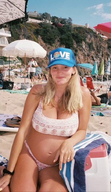 Isabella Abell onlyfans leaked sex