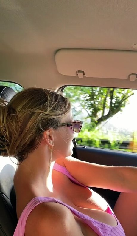 Isabella Abell onlyfans for free