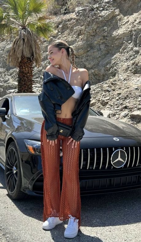 Lea Elui onlyfans leaked