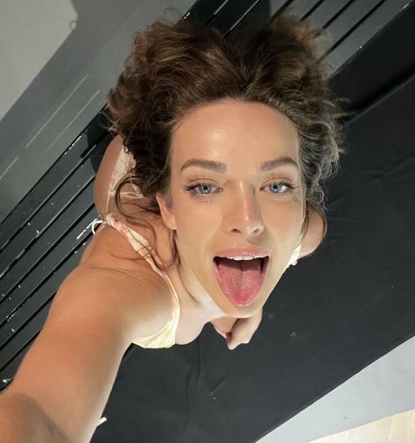 pool fuck onlyfans hot self-portrait