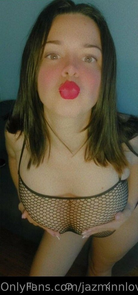 natural ebony onlyfans top selfie