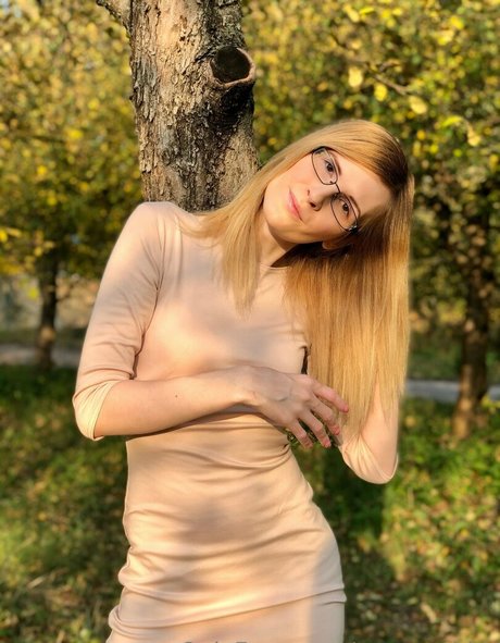 ts avy white nude leaked onlyfans