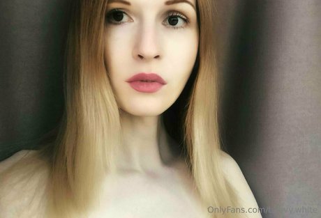 ts avy white onlyfans nude leak