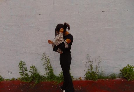 Lyla Troglin onlyfans leak