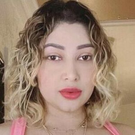 Deisy Garcia onlyfans tits