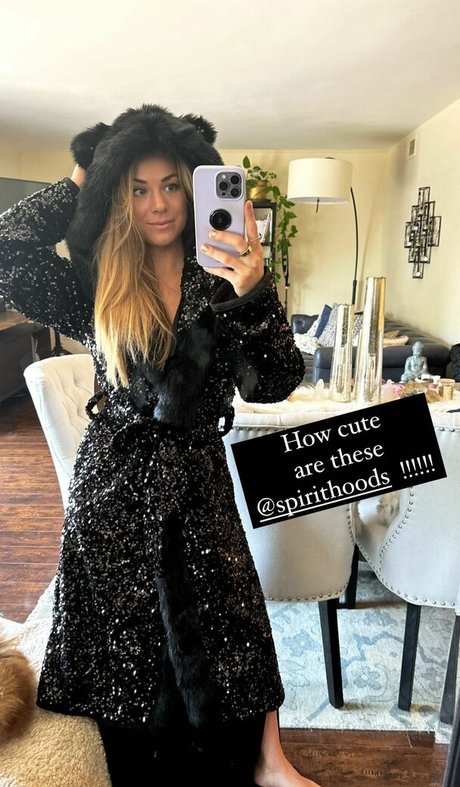 Nikki Leigh only fans leaks