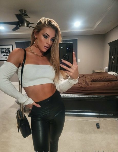 Nikki Leigh leaked only fans porn