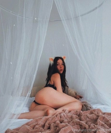 foxen kin only fans naked