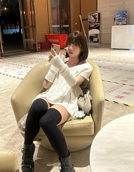 shiliuyelei onlyfans leaks.