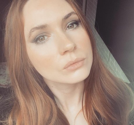 Karen Gillan leaked onlyfans