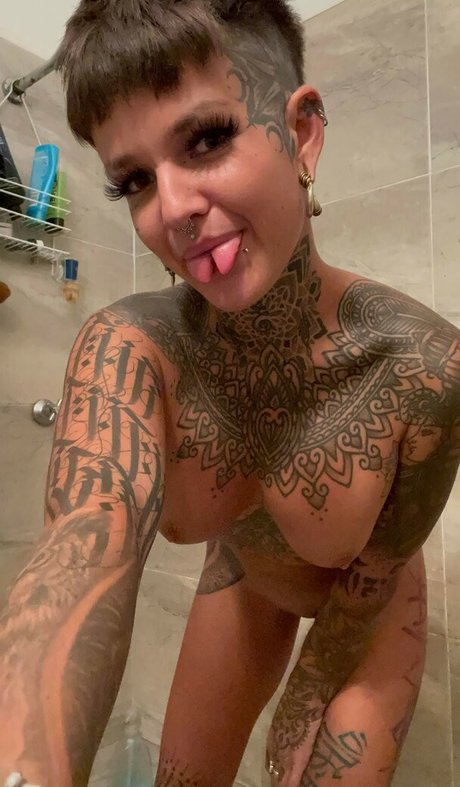 Stefani Marz onlyfans strip