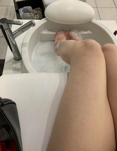 LillyyLuna nude only fans