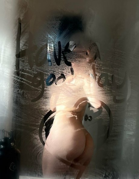 cec w only fans pictures