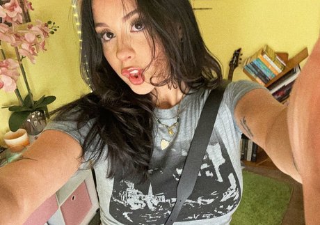 Stef Solari onlyfans photos