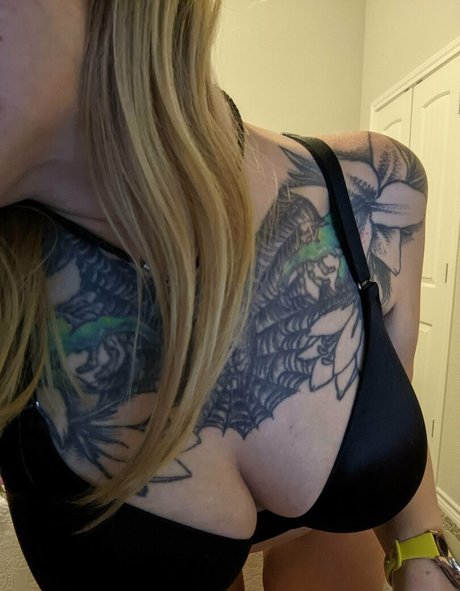 xlunakali nude onlyfans pics