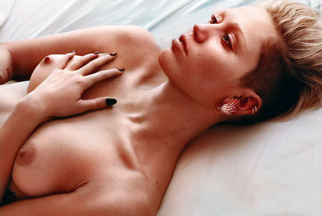 Miley Cyrus onlyfans leaked sex