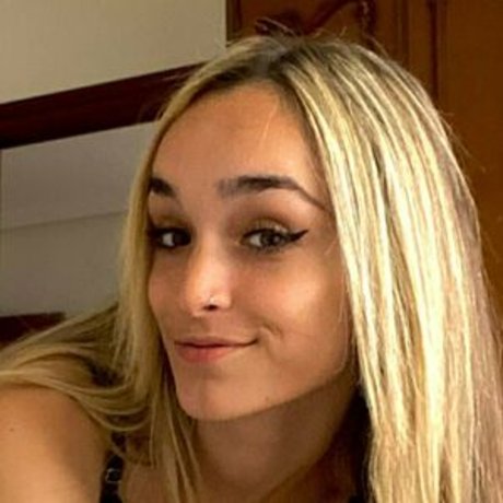 biancaclouds onlyfans strip tease