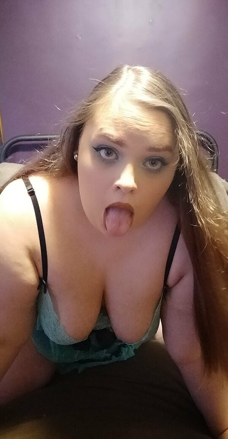 phoebegoth onlyfans pic