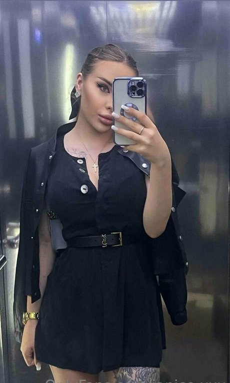 janice xxx onlyfans model images