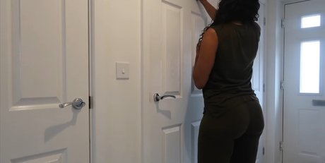 Leila Berisha nsfw onlyfans