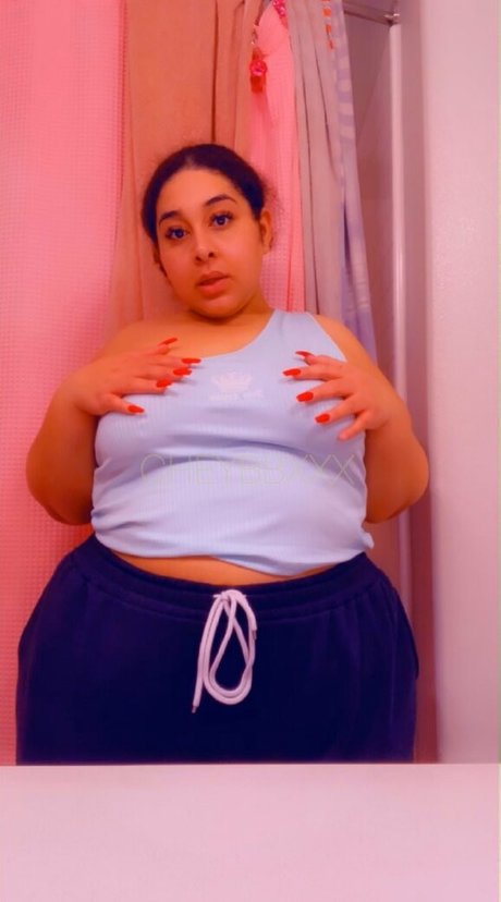 cheybbxxx free only fans