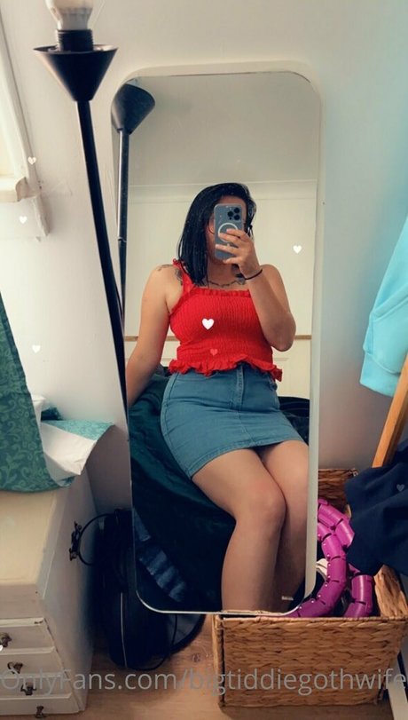 bigtiddiegothwife fans only