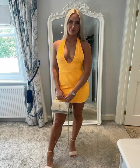 Charley Hull onlyfans leaked pics