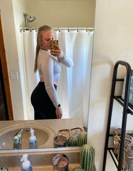 its kt only fans nudes