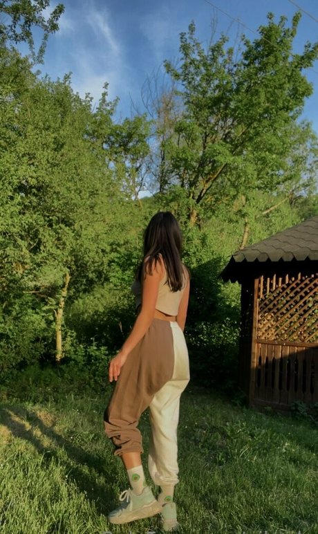 nika la onlyfans striptease