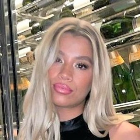 Molly Rainford naked onlyfans leak