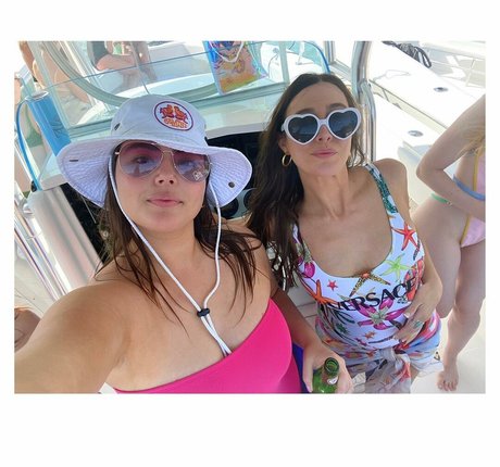 hairy onlyfans best portrait