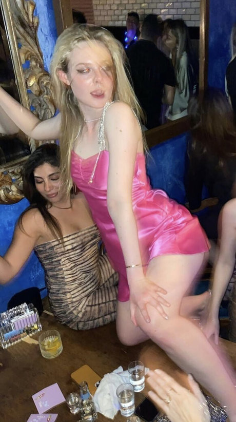 Elle Fanning onlyfans post