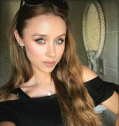 Una Healy porn onlyfans
