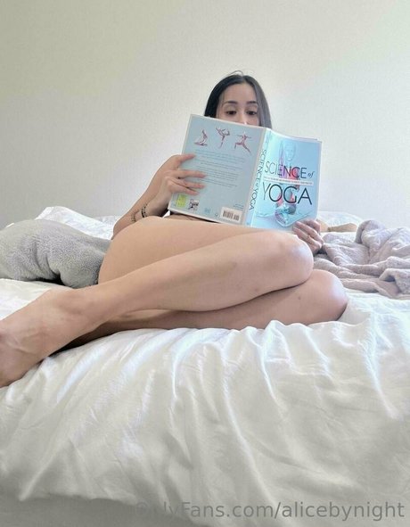 alicebynight onlyfans porn leak