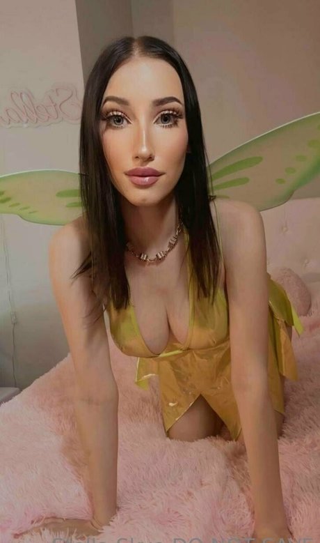 shemale cumshot onlyfans adult selfie