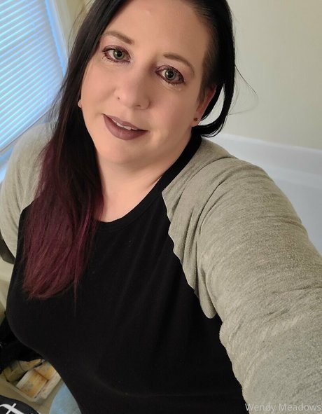 wendymeadows topless onlyfans