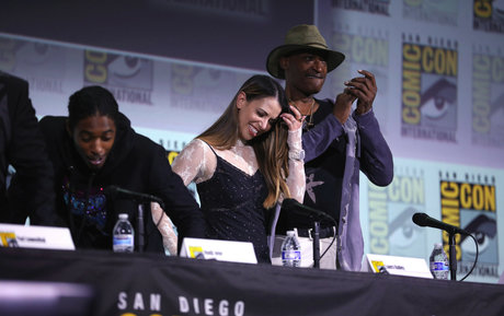 Laura Bailey onlyfans leaks.