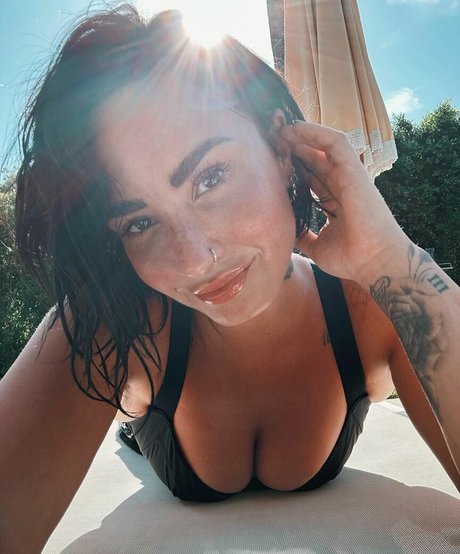 Demi Lovato onlyfans ass