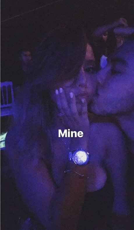 fat latina pussy onlyfans art porn selfie