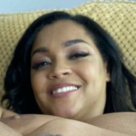 Ashlyn Peaks onlyfans tits