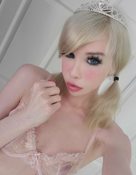 Sarina Valentina onlyfans tits